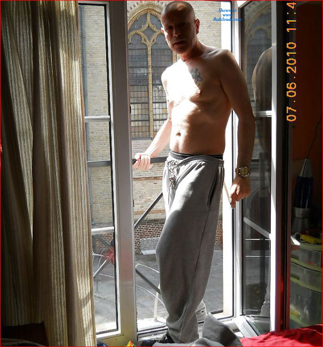 Pic #1M* Strip By Window