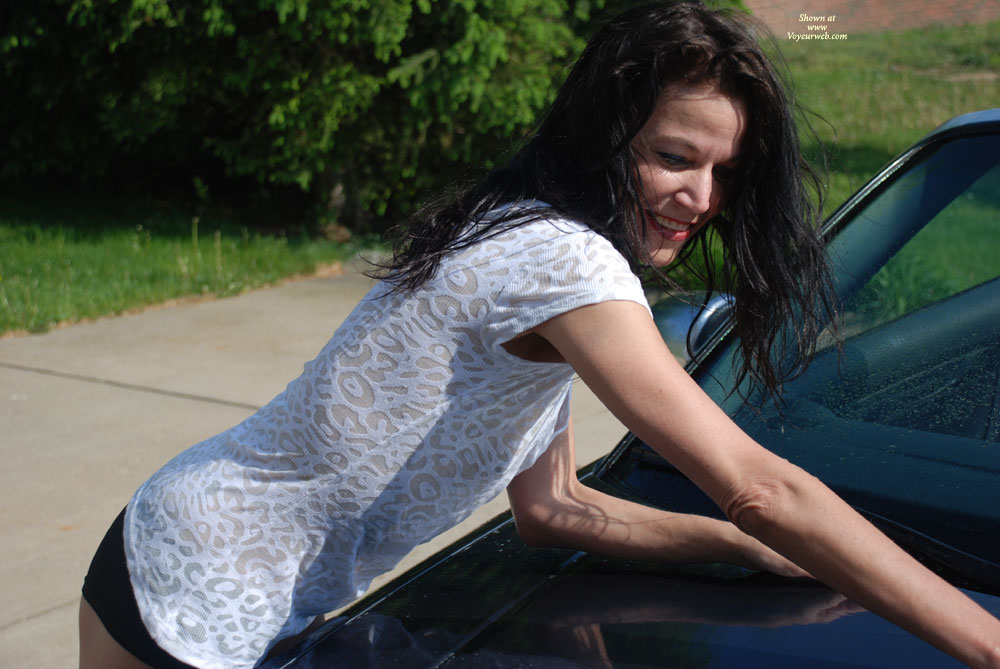 Pic #1Topless Friend:&nbsp;*WE Car Wash - Topless Friends