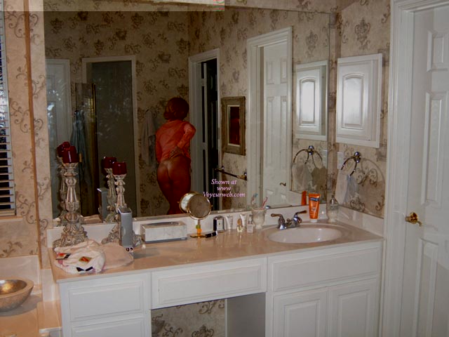 Pic #1Sweet-t And Her Sexy Body