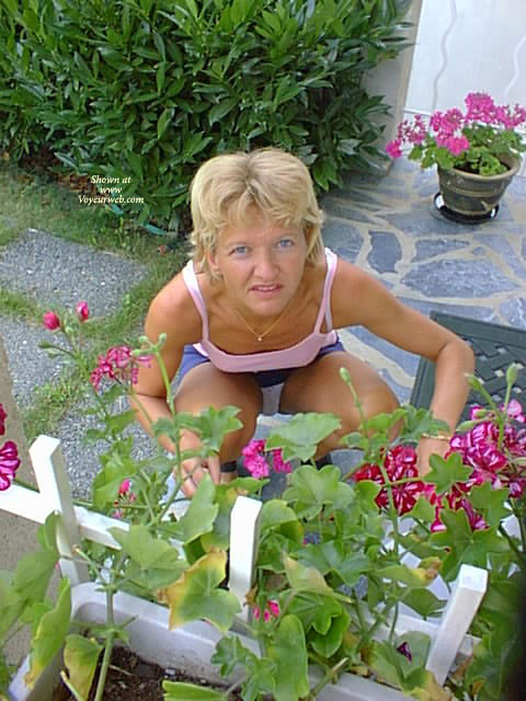 Pic #1 Lolo