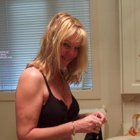 Pic #1 Louise Going Tarting