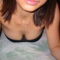 Pic #121 Yr Asian Gf Masturbating