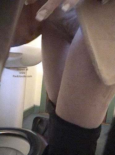 Pic #1Irish Toilet Peeks