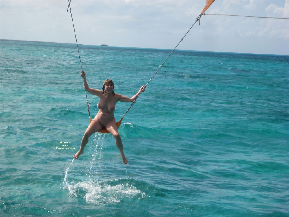 Pic #1Butterfly Goes Airborn! - Big Tits