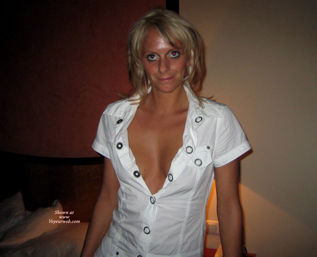 Pic #1Beatrice Hotelroom