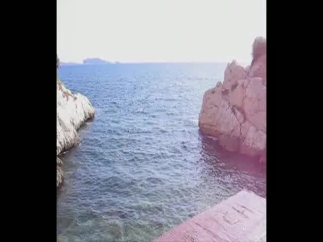 Pic #1Nice Blowjob in Public - Beach, Blowjob, Public Place, Latina