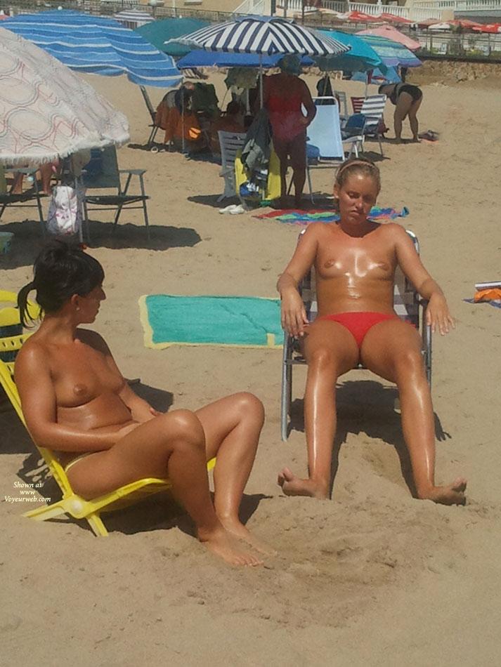 Pic #1Amigas - Beach