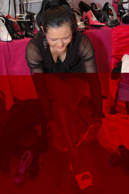 Pic #1*ss Puss In Boots - Stripper Shoe Shopping
