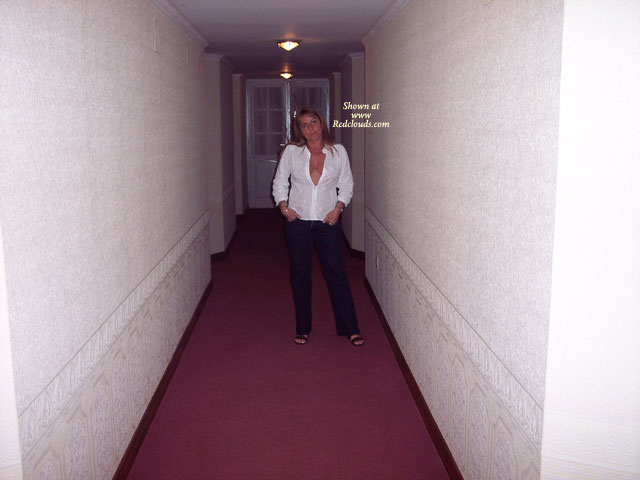 Pic #1Le Saque Fotos A Mi Mujer En Un Hotel