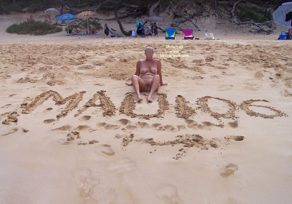 Pic #1 Maui Naked
