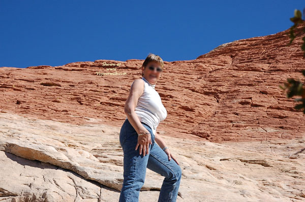 Pic #156 Year Old Granny Flashes Her Tits