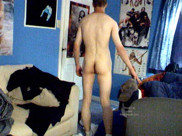 Pic #1M* 19 yo Bored Male 2