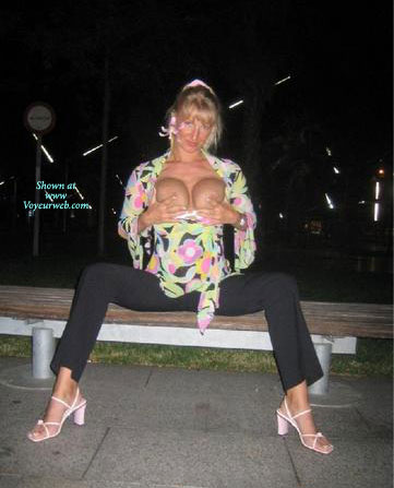 Pic #1She Is So Sexy