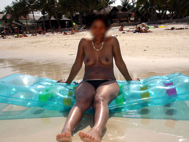 Pic #1 Asian Wife At The Beach