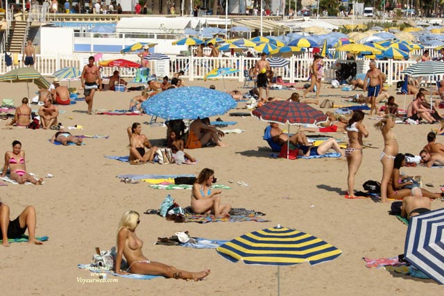 Pic #17GS - Hot sun, Hot sand, small dragon