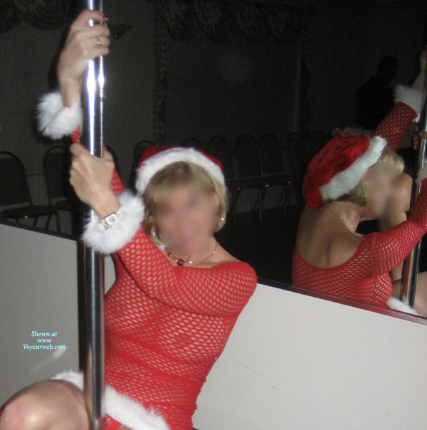 Pic #1cl Santa's Side Girl