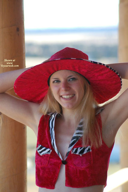 Pic #1Kelly In Her Pimp Suit