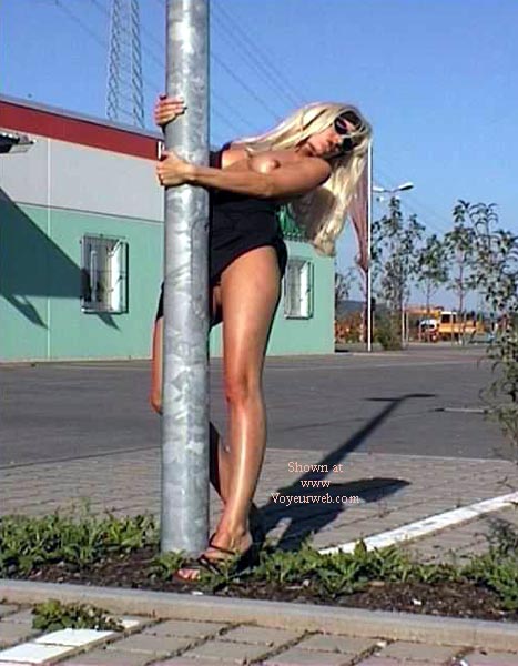 Pic #1blonde babe