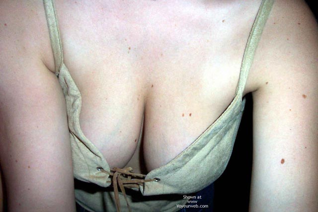 Pic #118 Yr Olds Topless