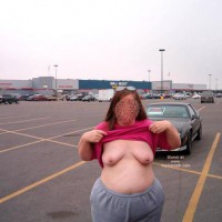 Pic #1Peaches Takes A Business Trip To Houston