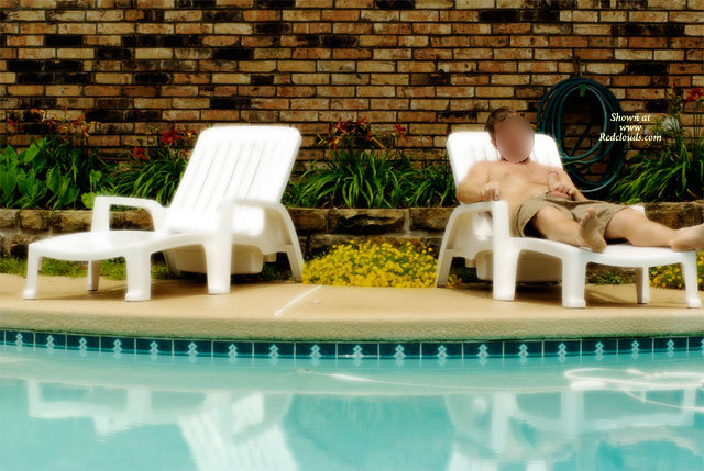 Pic #1Pool Side