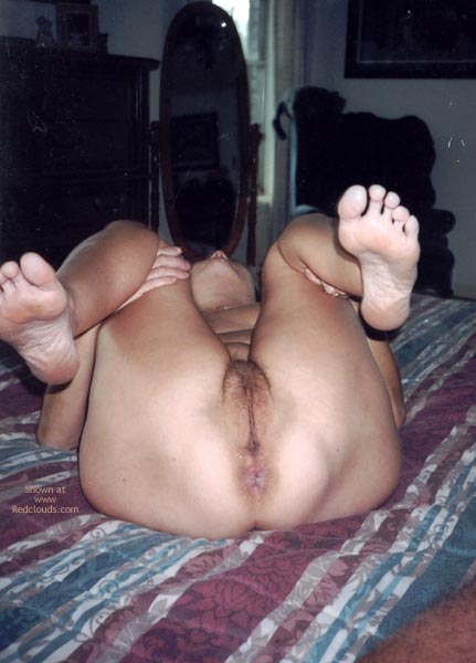 Pic #1Self-Toe Fucking