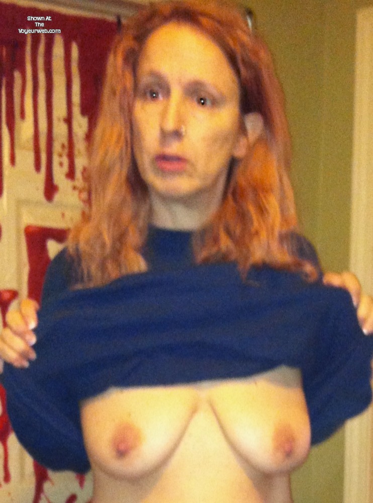 Pic #1 Medium tits of my wife - Rere