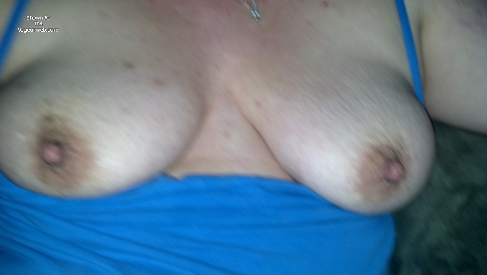 Pic #1 Medium tits of my wife - Mel