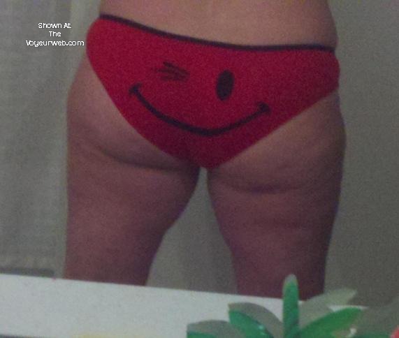 Pic #1 My wife's ass - ss64