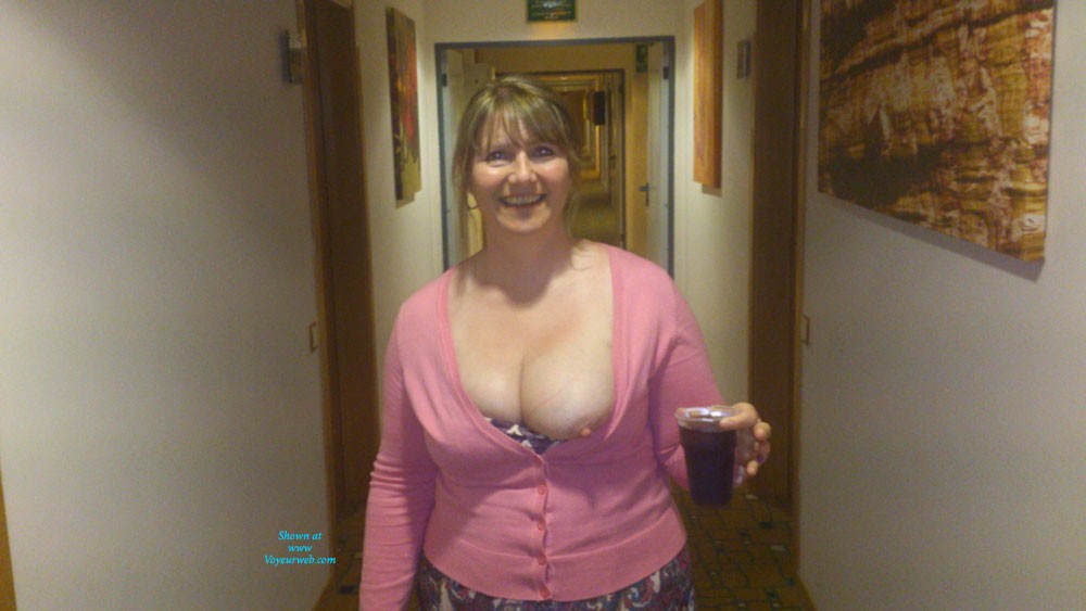 Pic #1After a Long Day in The Sun - Big Tits