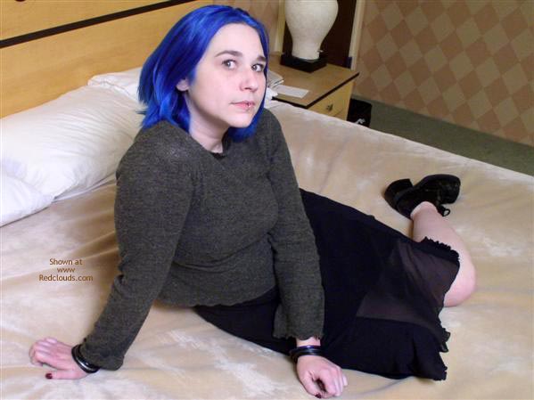 Pic #1Betty - 21, Blue, Different