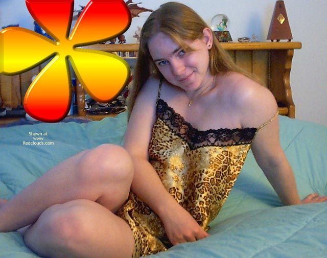 Pic #1Pixiedevil'S Debut