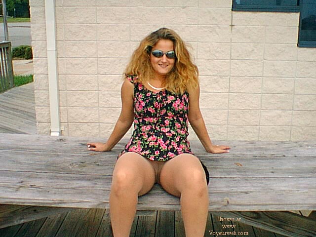 Pic #1Leslie at the Ice Cream Stand