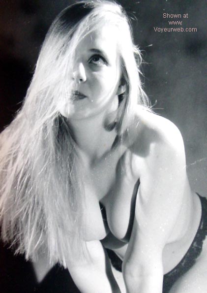 Pic #1FIRST TIME NUDE