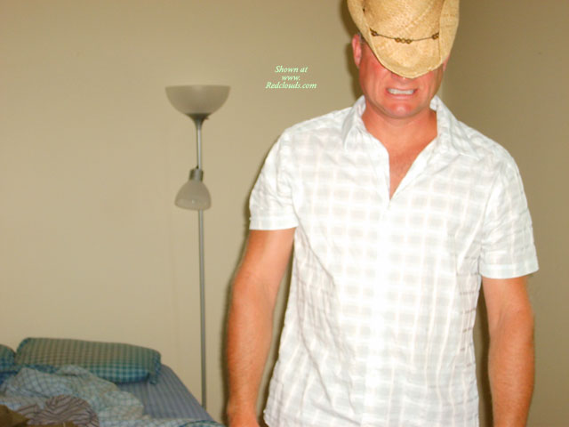 Pic #1Looking In Ottawa Canada Area