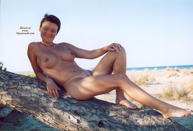 Pic #1Aurelie En Greece Part 2