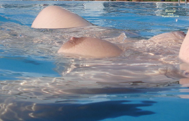 Pic #1 karina Good Old Topless