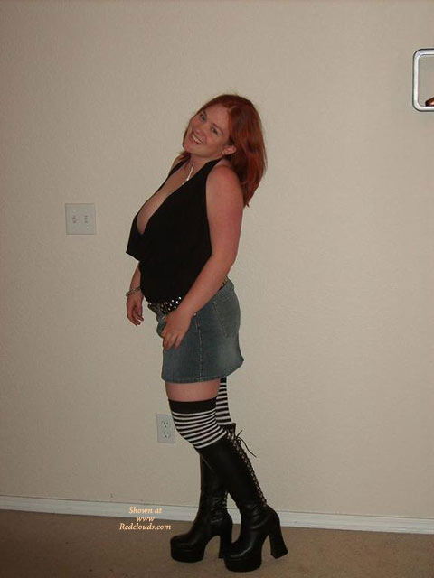 Pic #1Milf34dd&#39;s Sexy Outfit &amp; Big, Milky Tits