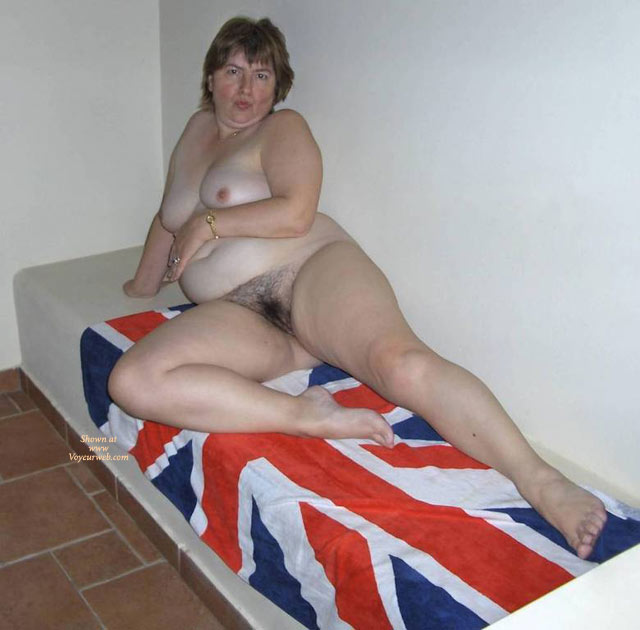 Pic #1 Uk Wife