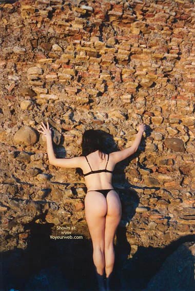 Pic #1Sexy Sexy Exibitionist Vicky