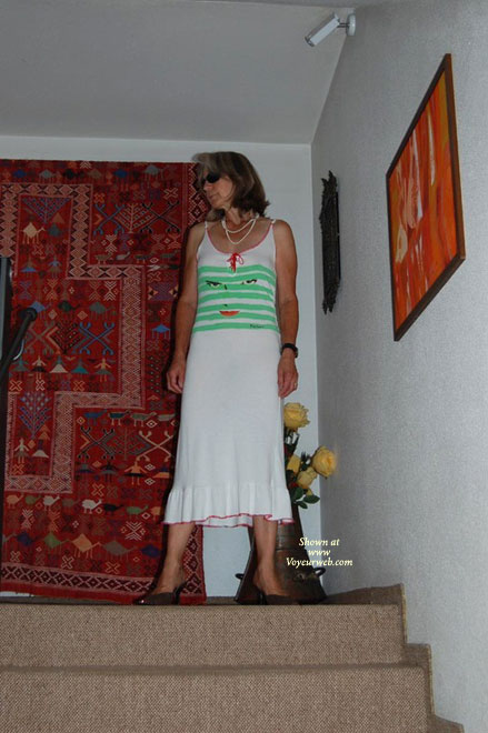 Pic #1 Moscha Dressend And Naked