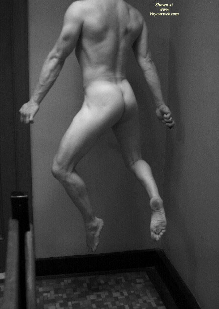 Pic #1 Union Man  Leaping