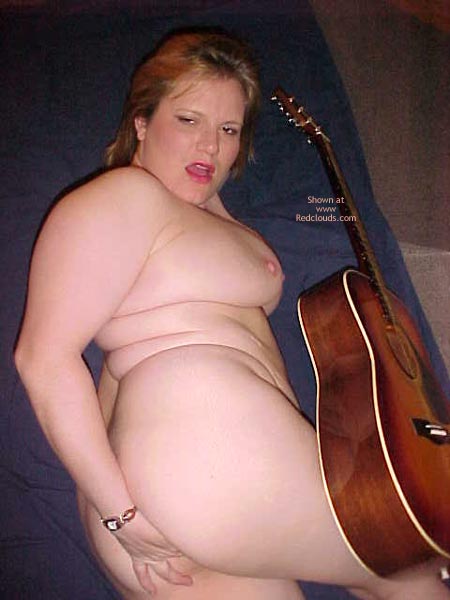 Pic #1Naked Bbw With Guitar