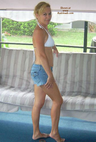 Pic #1Shanda Shows All