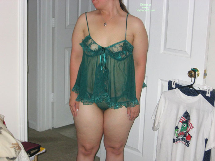 Pic #1 Wife First Time On Vw