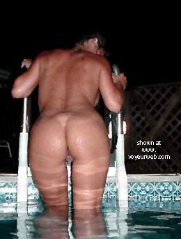 Pic #1SR* Trish - Sexy Rear!