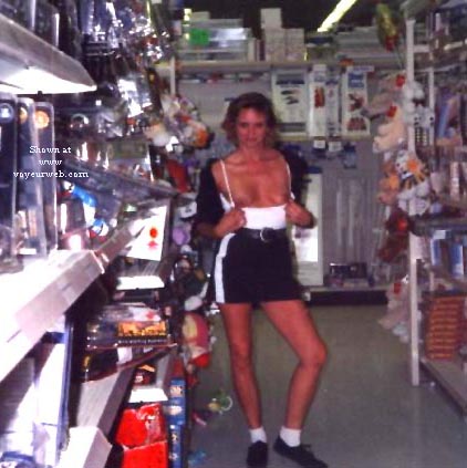 Pic #1Hotlips Shopping