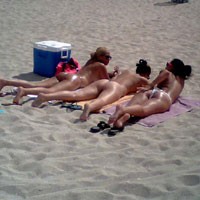 Pic #1 Cuban Girls - Beach