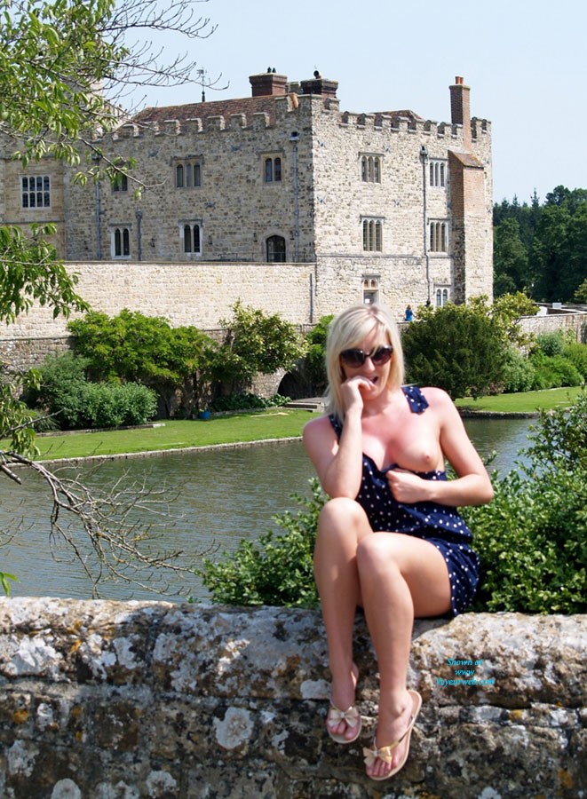 Pic #1Landmarks - Blonde, Public Exhibitionist, Public Place