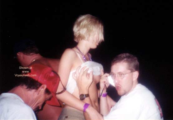 Pic #1 Party-Pics